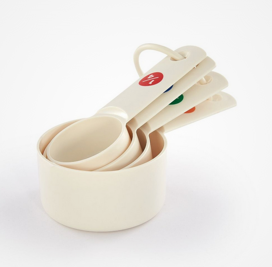 WINCO MCPP-4 JUEGO TAZAS MEDIDORAS 4 MEDIDAS POLIETILENO